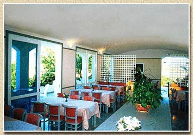 Mantenia Hotel Platanész Kültér fotó